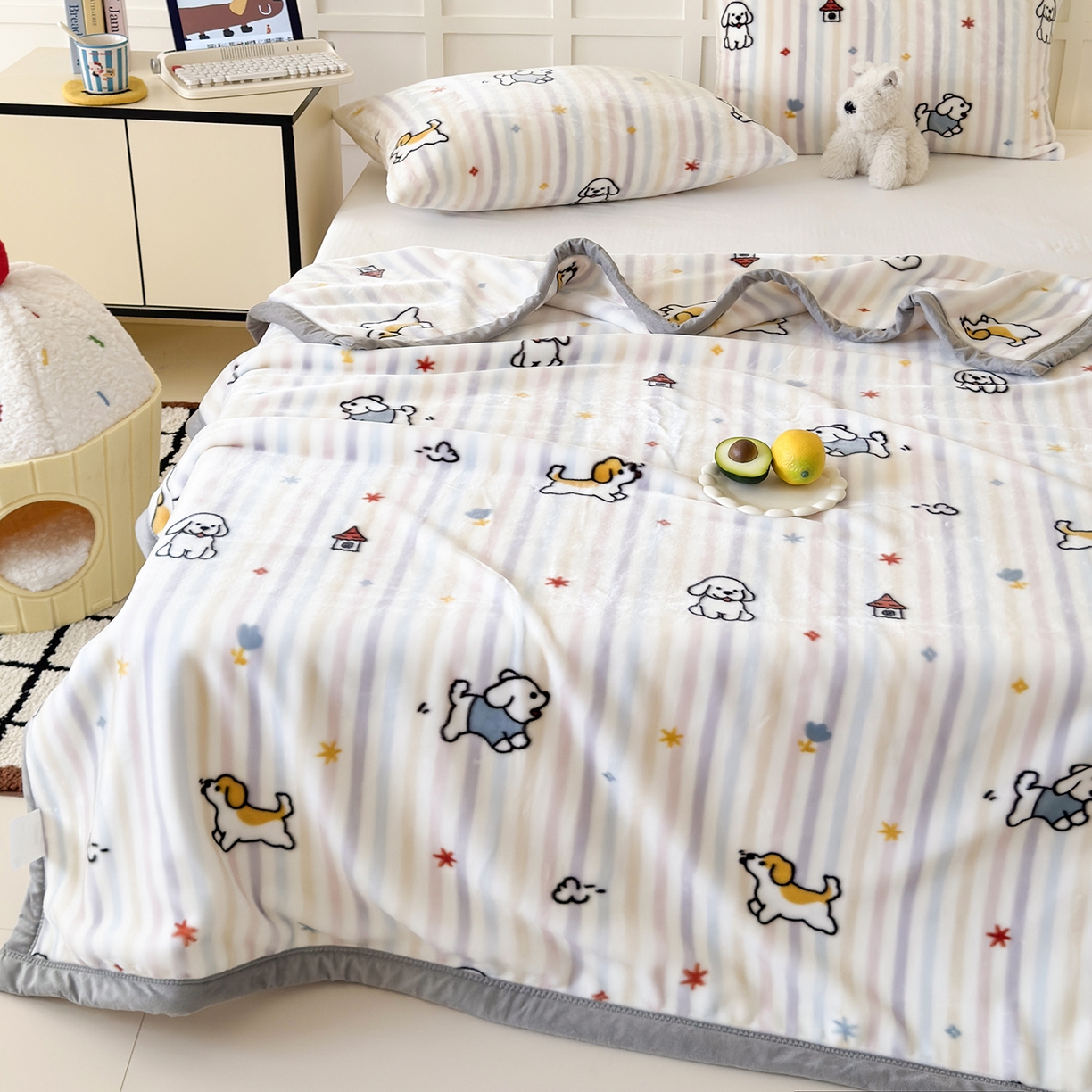 91家纺网 家纺一手货源 找家纺 舒隅家纺 2025新款双层印花云毯毛毯毯子 游园时光