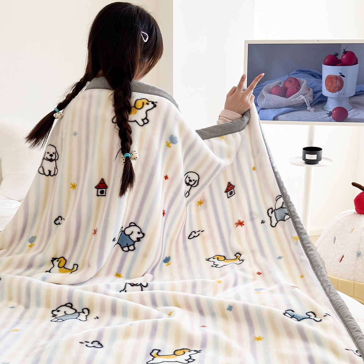 91家纺网 家纺一手货源 找家纺 舒隅家纺 2025新款双层印花云毯毛毯毯子 游园时光