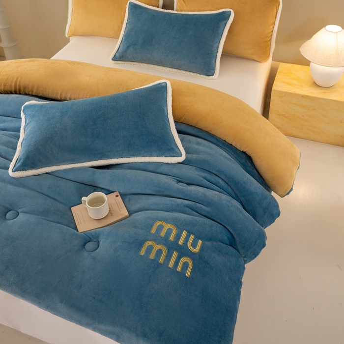 91家纺网 家纺一手货源 找家纺 （总）梦初语 2025新款牛奶绒被子冬被冬季加厚保暖棉被宿舍单人被芯2025新款被褥（热款产品）