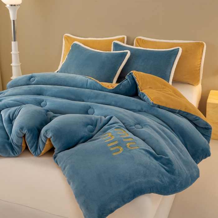 91家纺网 家纺一手货源 找家纺 （总）梦初语 2025新款牛奶绒被子冬被冬季加厚保暖棉被宿舍单人被芯2025新款被褥（热款产品）