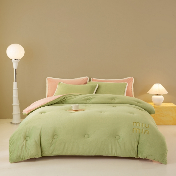 91家纺网 家纺一手货源 找家纺 梦初语 2025新款牛奶绒被子冬被冬季加厚保暖棉被宿舍单人被芯2025新款被褥（热款产品） min-绿