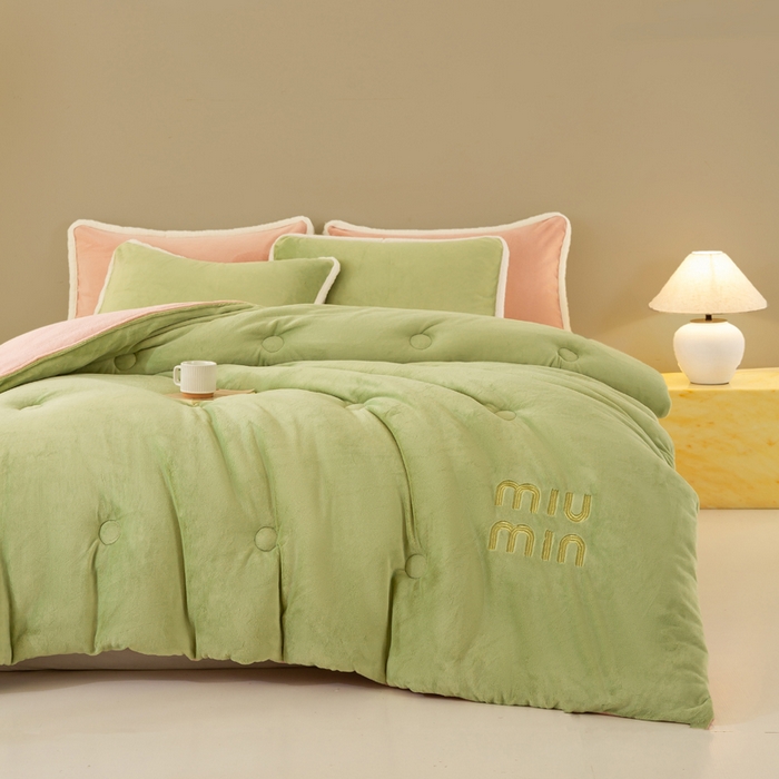 91家纺网 家纺一手货源 找家纺 梦初语 2025新款牛奶绒被子冬被冬季加厚保暖棉被宿舍单人被芯2025新款被褥（热款产品） min-绿