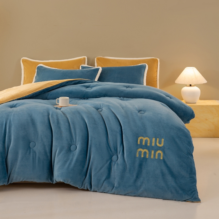 91家纺网 家纺一手货源 找家纺 梦初语 2025新款牛奶绒被子冬被冬季加厚保暖棉被宿舍单人被芯2025新款被褥（热款产品） min-兰