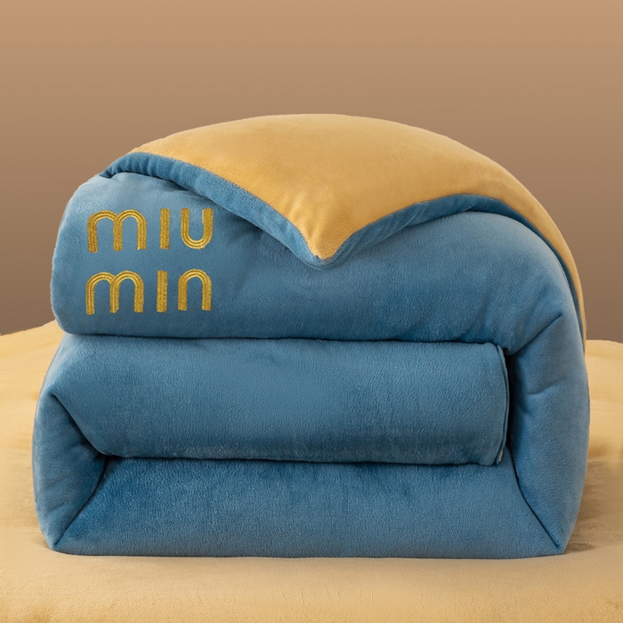 91家纺网 家纺一手货源 找家纺 梦初语 2025新款牛奶绒被子冬被冬季加厚保暖棉被宿舍单人被芯2025新款被褥（热款产品） min-兰