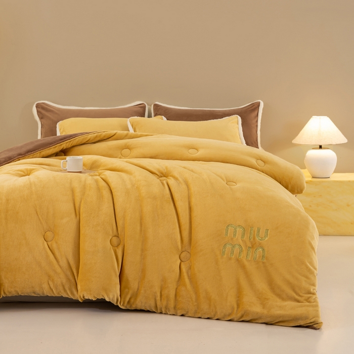 91家纺网 家纺一手货源 找家纺 梦初语 2025新款牛奶绒被子冬被冬季加厚保暖棉被宿舍单人被芯2025新款被褥（热款产品） min-咖