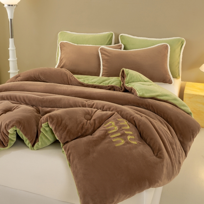 91家纺网 家纺一手货源 找家纺 梦初语 2025新款牛奶绒被子冬被冬季加厚保暖棉被宿舍单人被芯2025新款被褥（热款产品） min-棕