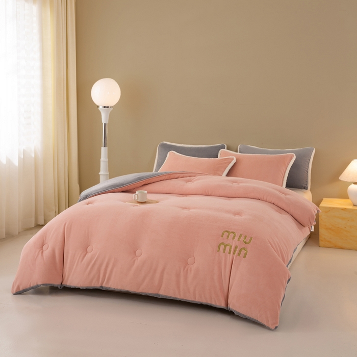 91家纺网 家纺一手货源 找家纺 梦初语 2025新款牛奶绒被子冬被冬季加厚保暖棉被宿舍单人被芯2025新款被褥（热款产品） min-玉