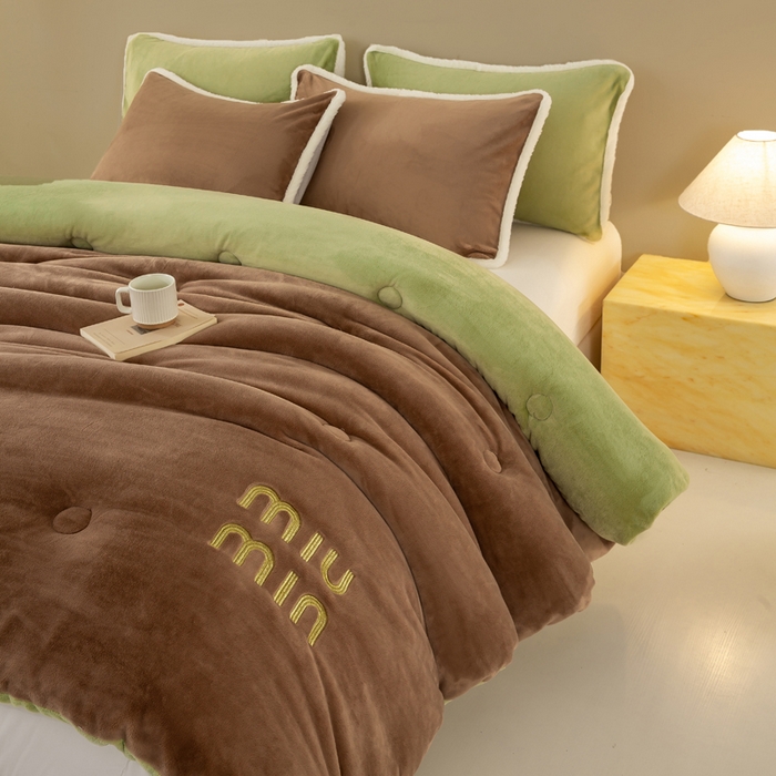 91家纺网 家纺一手货源 找家纺 梦初语 2025新款牛奶绒被子冬被冬季加厚保暖棉被宿舍单人被芯2025新款被褥（热款产品） min-棕