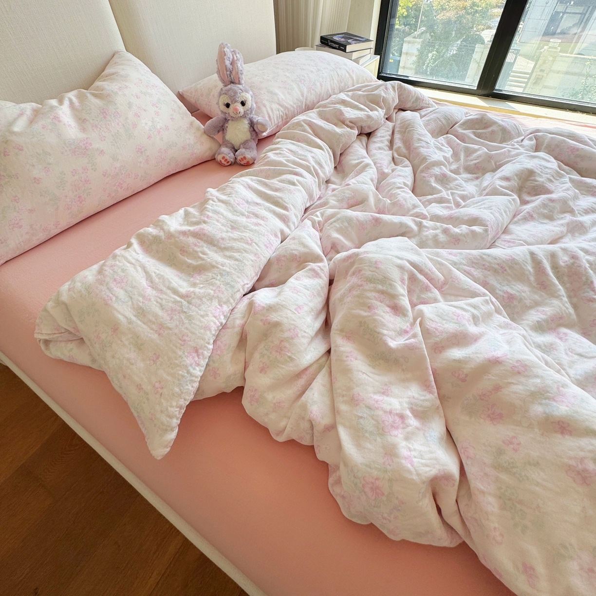 91家纺网 家纺一手货源 找家纺 8+8 2025新款全棉A类母婴级抗菌有氧全棉双层纱亲肤全棉小清新印花三件套四件套 简约款-爱丽丝