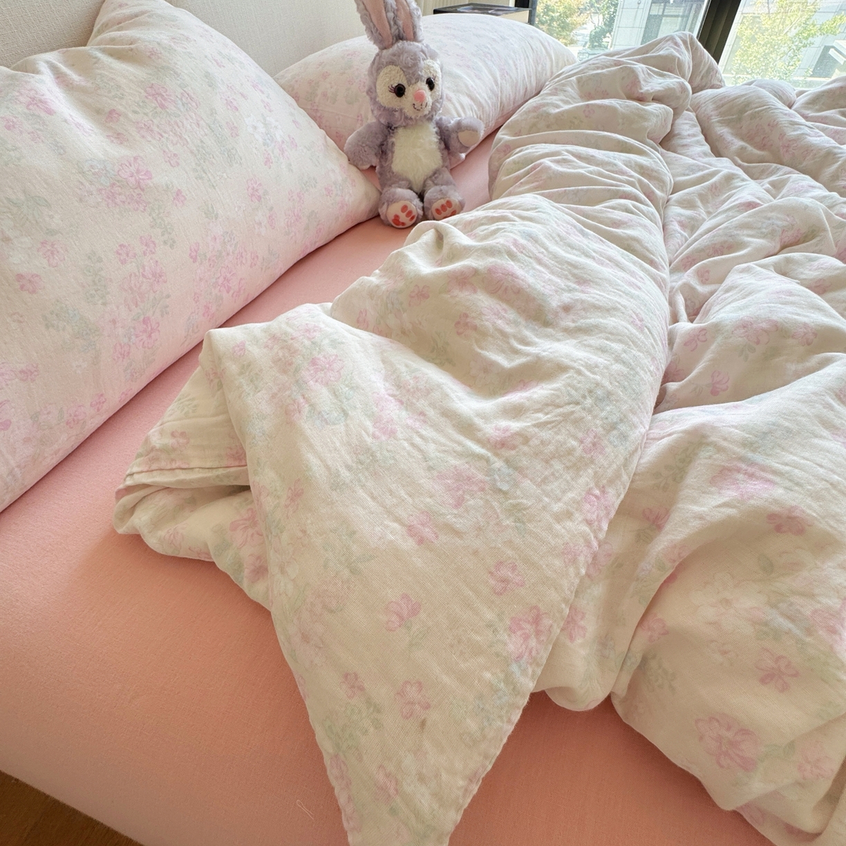 91家纺网 家纺一手货源 找家纺 8+8 2025新款全棉A类母婴级抗菌有氧全棉双层纱亲肤全棉小清新印花三件套四件套 简约款-爱丽丝