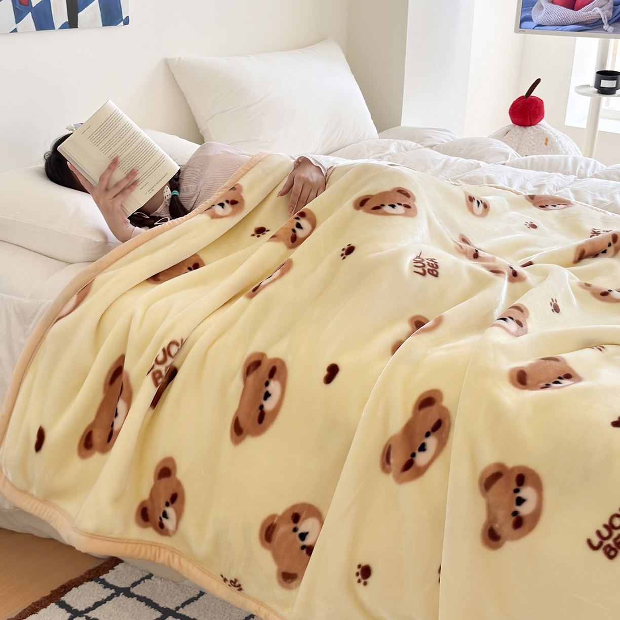 91家纺网 家纺一手货源 找家纺 舒隅家纺 2025新款双层印花云毯毛毯毯子 可爱小熊