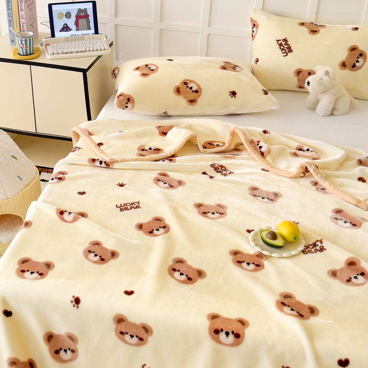 91家纺网 家纺一手货源 找家纺 舒隅家纺 2025新款双层印花云毯毛毯毯子 可爱小熊