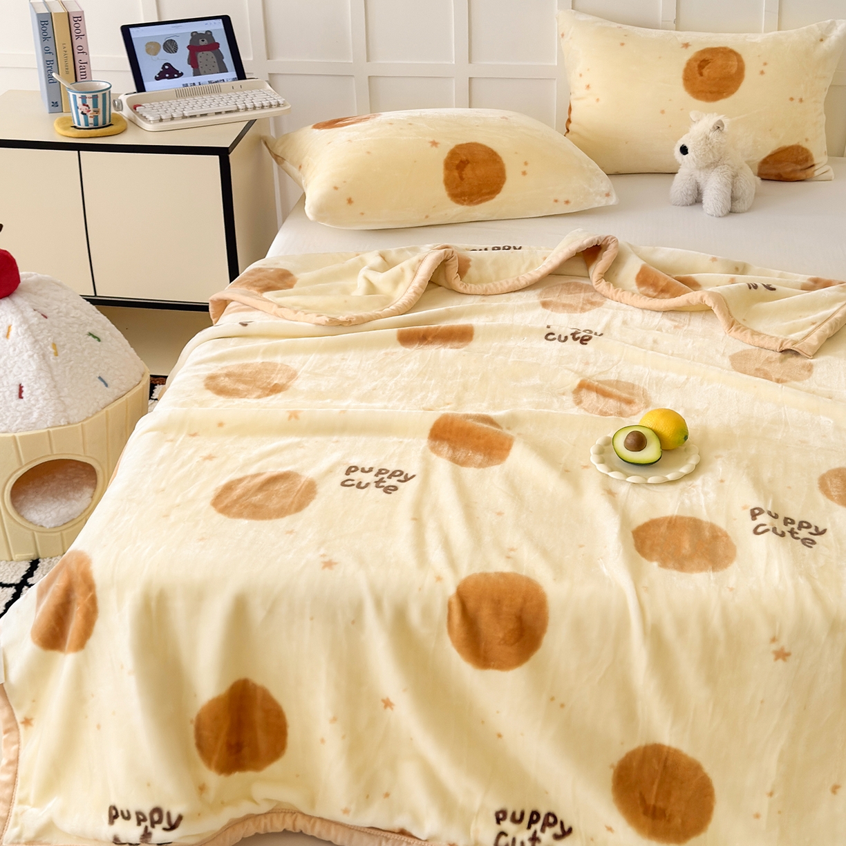 91家纺网 家纺一手货源 找家纺 舒隅家纺 2025新款双层印花云毯毛毯毯子 梦幻波点-棕