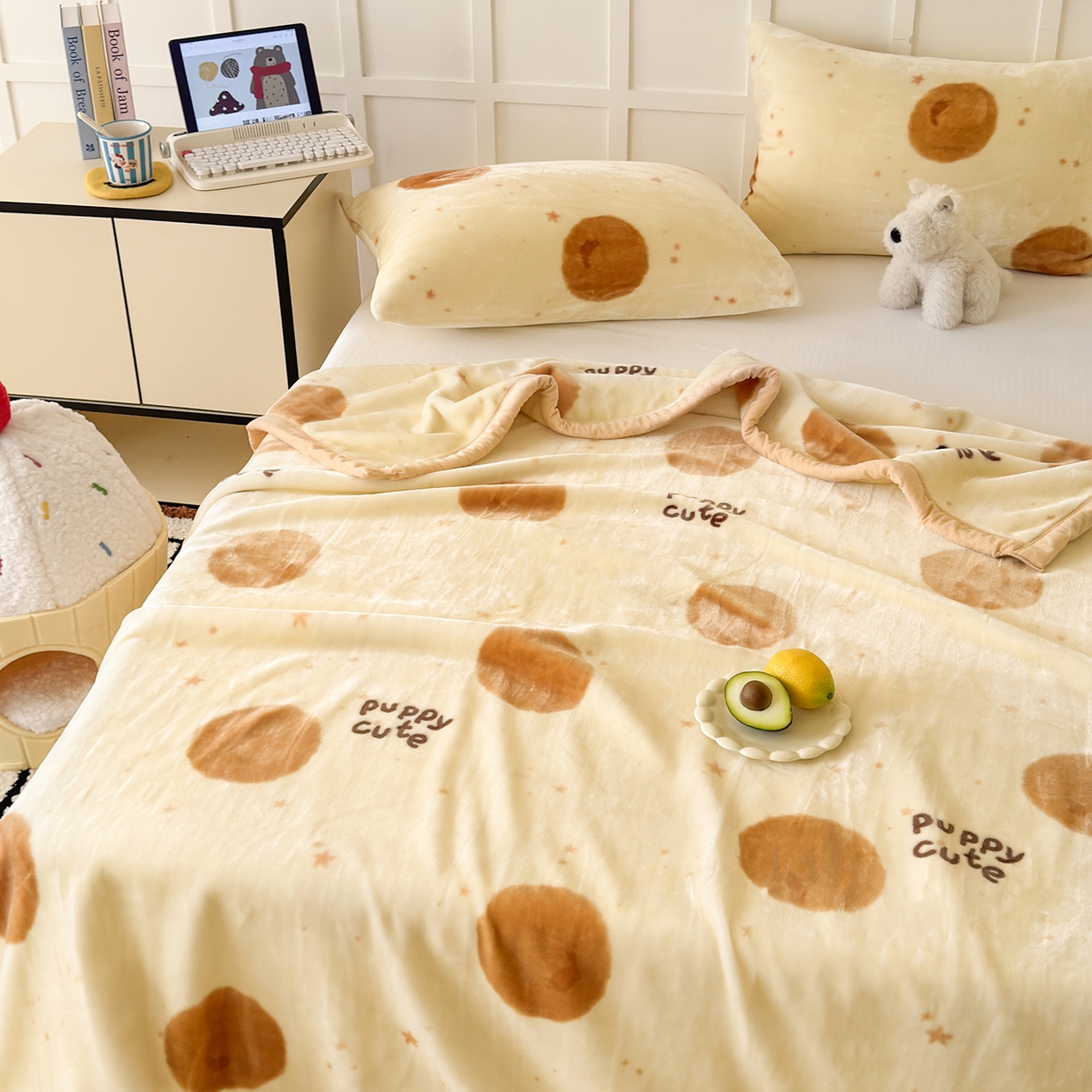 91家纺网 家纺一手货源 找家纺 舒隅家纺 2025新款双层印花云毯毛毯毯子 梦幻波点-棕