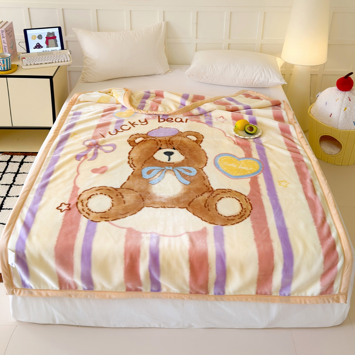 91家纺网 家纺一手货源 找家纺 舒隅家纺 2025新款大版印花云毯毛毯毯子 小熊日记