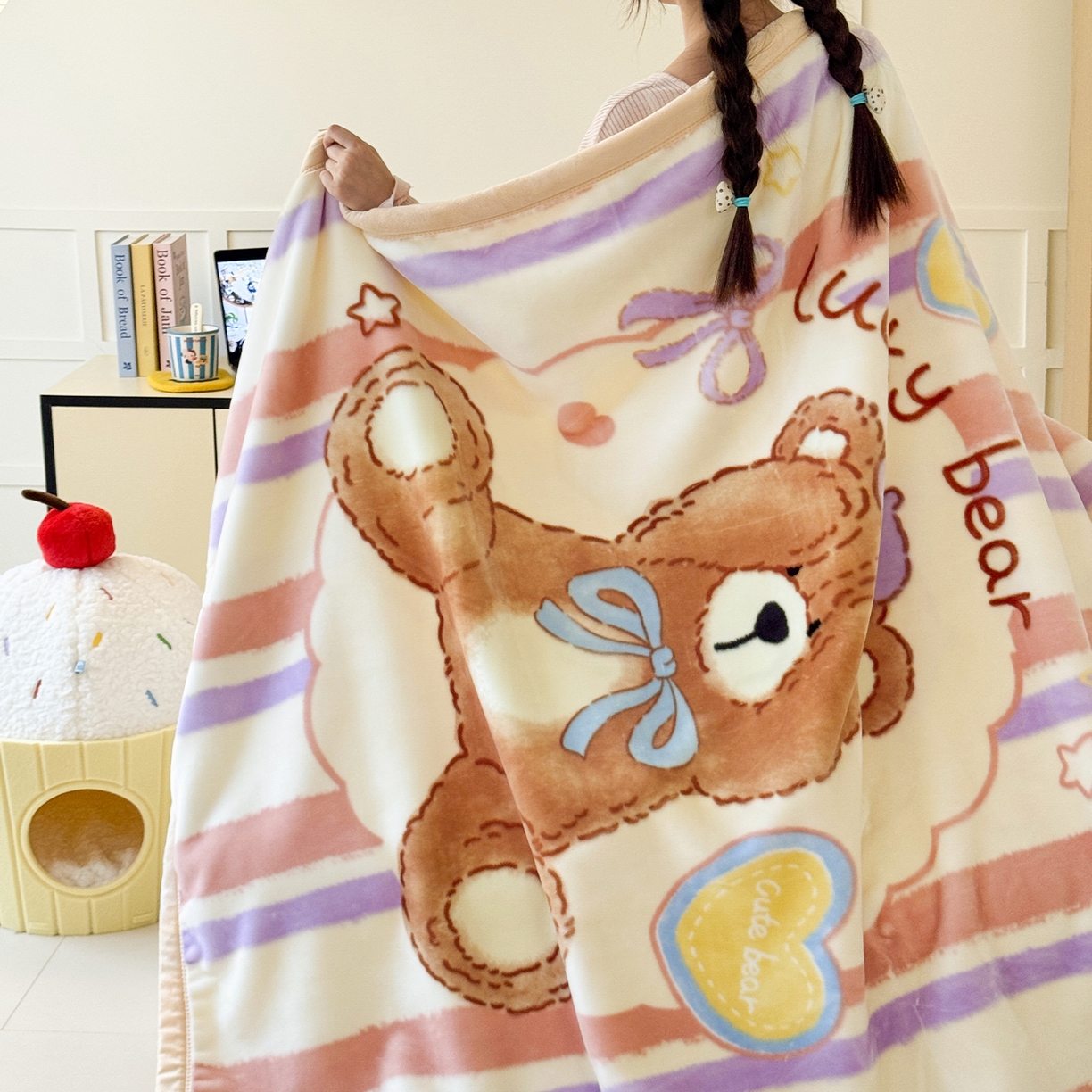 91家纺网 家纺一手货源 找家纺 舒隅家纺 2025新款大版印花云毯毛毯毯子 小熊日记