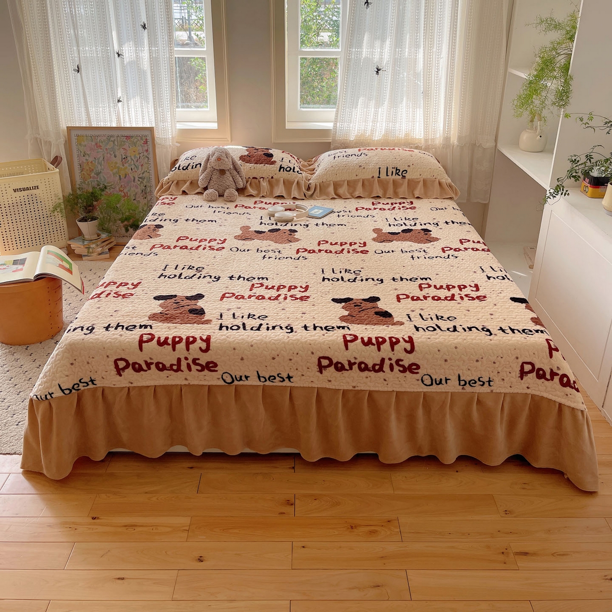 91家纺网 家纺一手货源 找家纺 红嘴企鹅 2025新款花边加厚牛奶绒单品床盖单件床盖三件套 淘气狗