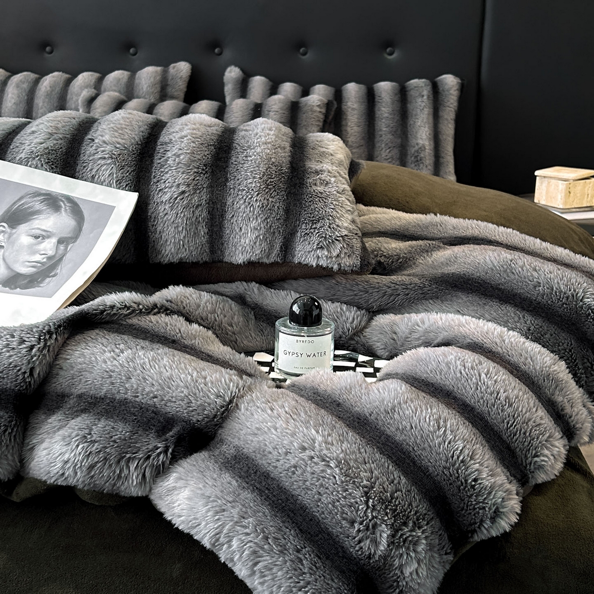 91家纺网 家纺一手货源 找家纺 （总）欧冠家纺 2025新款条纹兔毛绒牛奶绒四件套