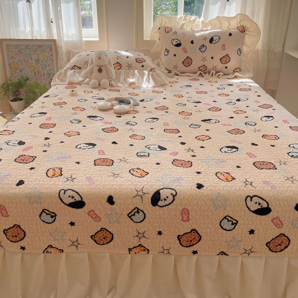 91家纺网 家纺一手货源 找家纺 红嘴企鹅 2025新款花边加厚牛奶绒单品床盖单件床盖三件套 星星乐园