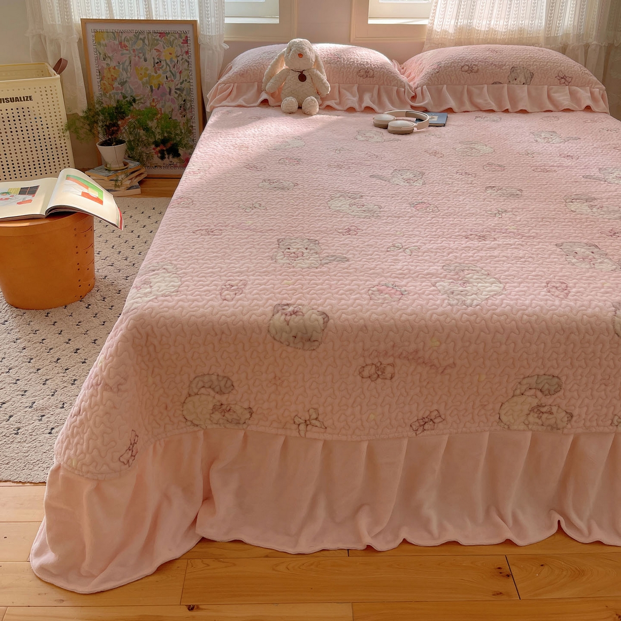 红嘴企鹅 2025新款花边加厚牛奶绒单品床盖单件床盖三件套 羞羞猫