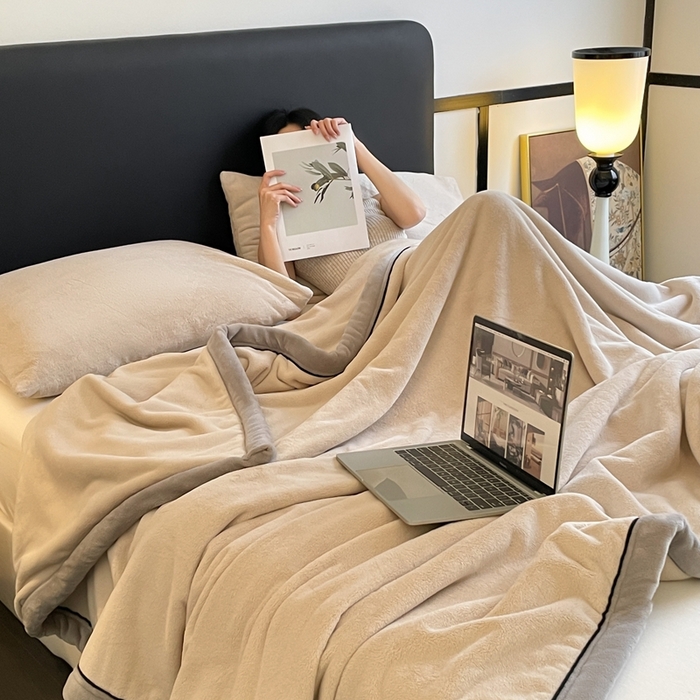 91家纺网 家纺一手货源 找家纺 欧邦 2025新款加厚牛奶绒毛毯多功能盖毯毯子-素颜系列 素颜-卡其