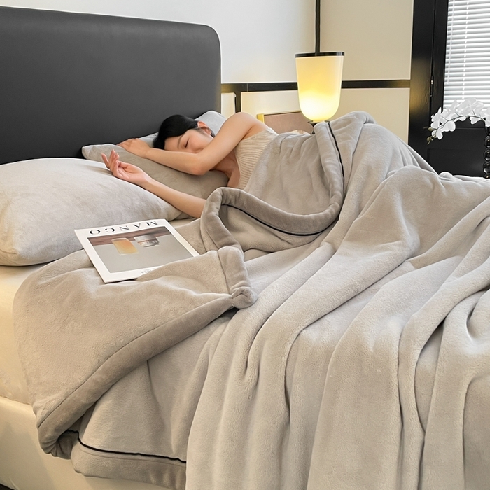 91家纺网 家纺一手货源 找家纺 欧邦 2025新款加厚牛奶绒毛毯多功能盖毯毯子-素颜系列 素颜-浅灰