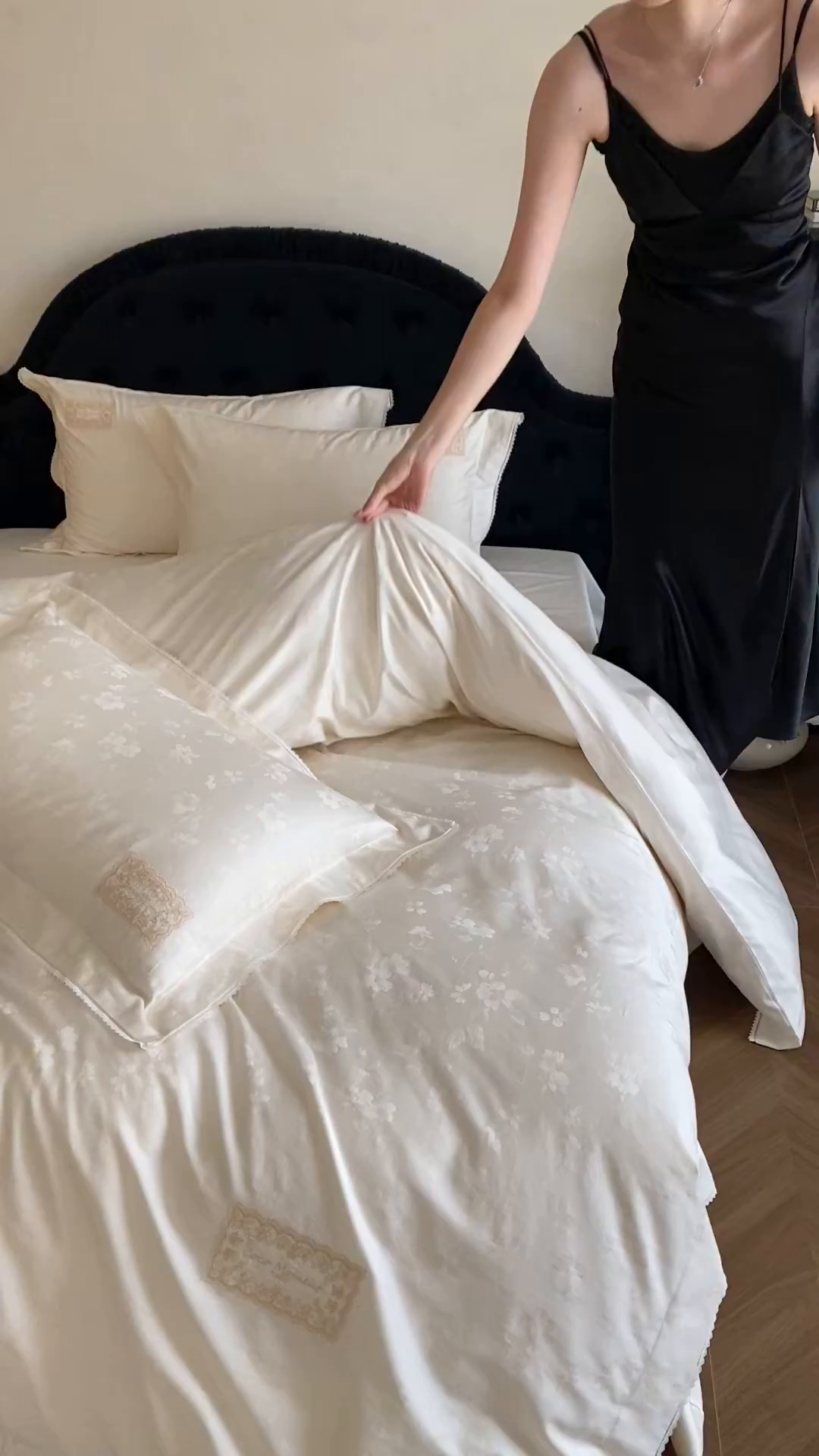 91家纺网 家纺一手货源 找家纺 太古汇家居 2025新款全棉提花系列四件套-塞纳河畔 塞纳河畔-香槟