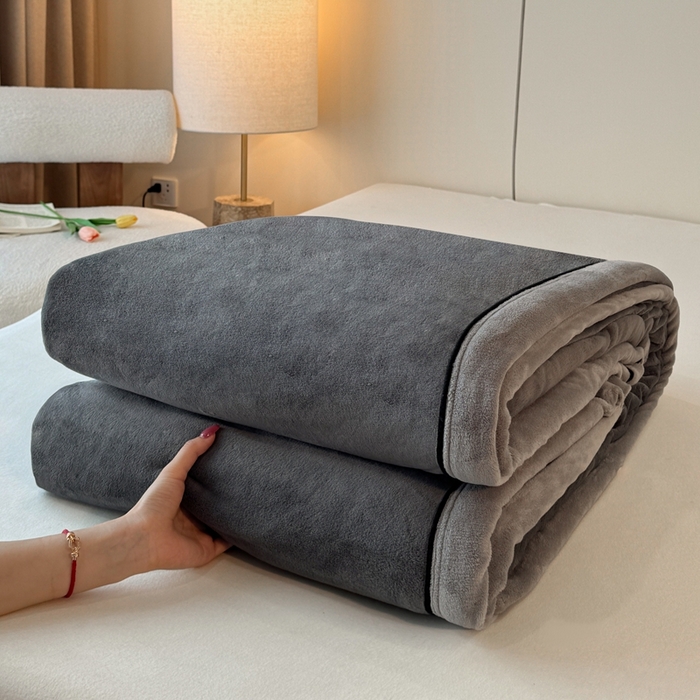91家纺网 家纺一手货源 找家纺 欧邦 2025新款加厚牛奶绒毛毯多功能盖毯毯子-素颜系列 素颜-深灰