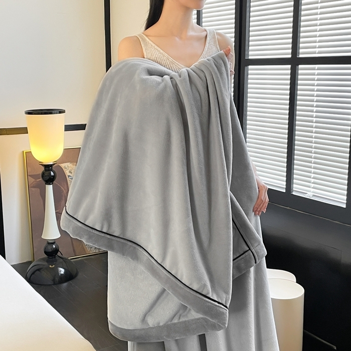 91家纺网 家纺一手货源 找家纺 欧邦 2025新款加厚牛奶绒毛毯多功能盖毯毯子-素颜系列 素颜-雾灰