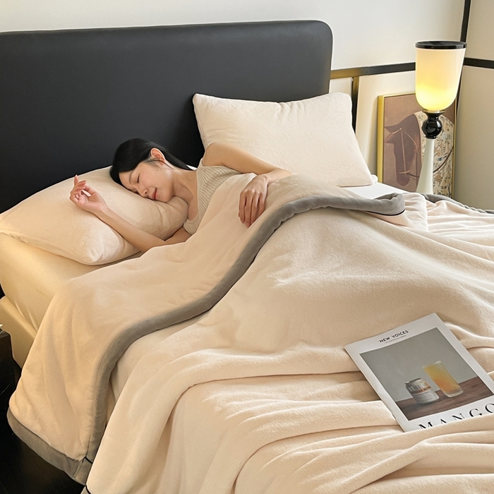 91家纺网 家纺一手货源 找家纺 欧邦 2025新款加厚牛奶绒毛毯多功能盖毯毯子-素颜系列 素颜-杏色