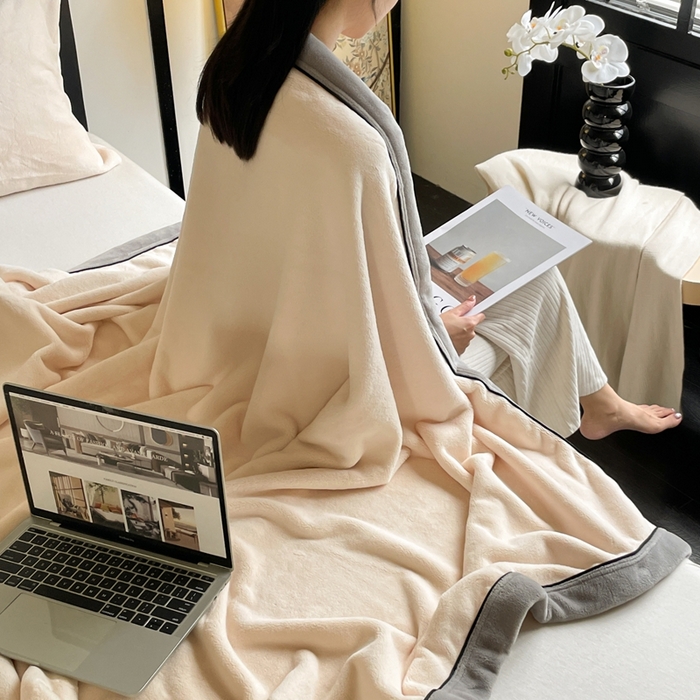 91家纺网 家纺一手货源 找家纺 欧邦 2025新款加厚牛奶绒毛毯多功能盖毯毯子-素颜系列 素颜-杏色