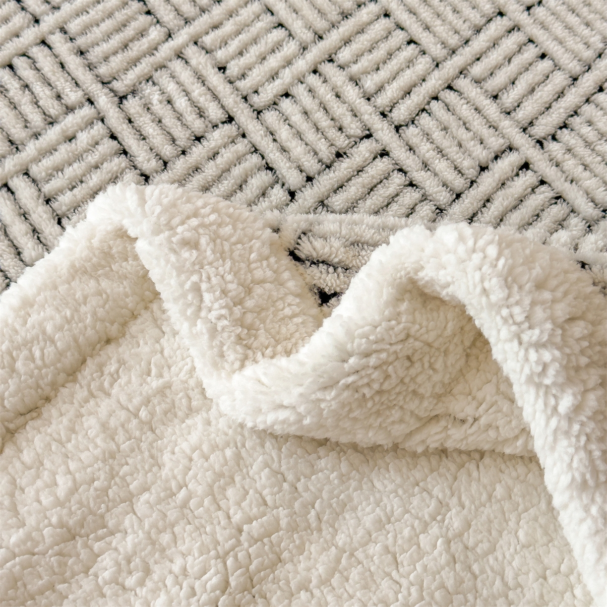 91家纺网 家纺一手货源 找家纺 （总）欧邦 2025新款提花暖阳绒羊羔绒毛毯多功能盖毯-梦境系列