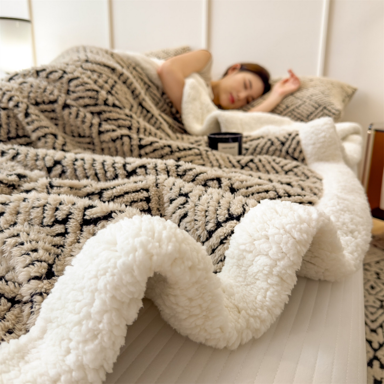 91家纺网 家纺一手货源 找家纺 欧邦 2025新款提花暖阳绒羊羔绒毛毯多功能盖毯-梦境系列 梦境-米驼