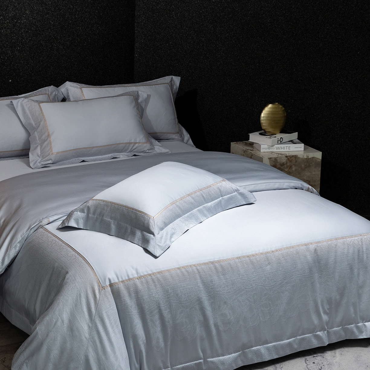 91家纺网 家纺一手货源 找家纺 太古汇家居 2025新款高精密提花四件套-玛吉拉系列 玛吉拉-蓝