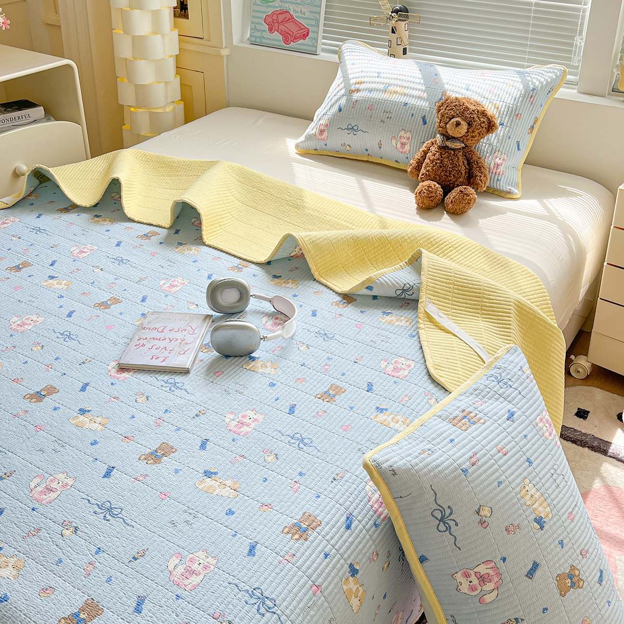 91家纺网 家纺一手货源 找家纺 优选 2025新款木棉双层纱ins少女心可爱加厚豆豆冬被四件套床盖三件套暖梦小红书推荐 童话世界