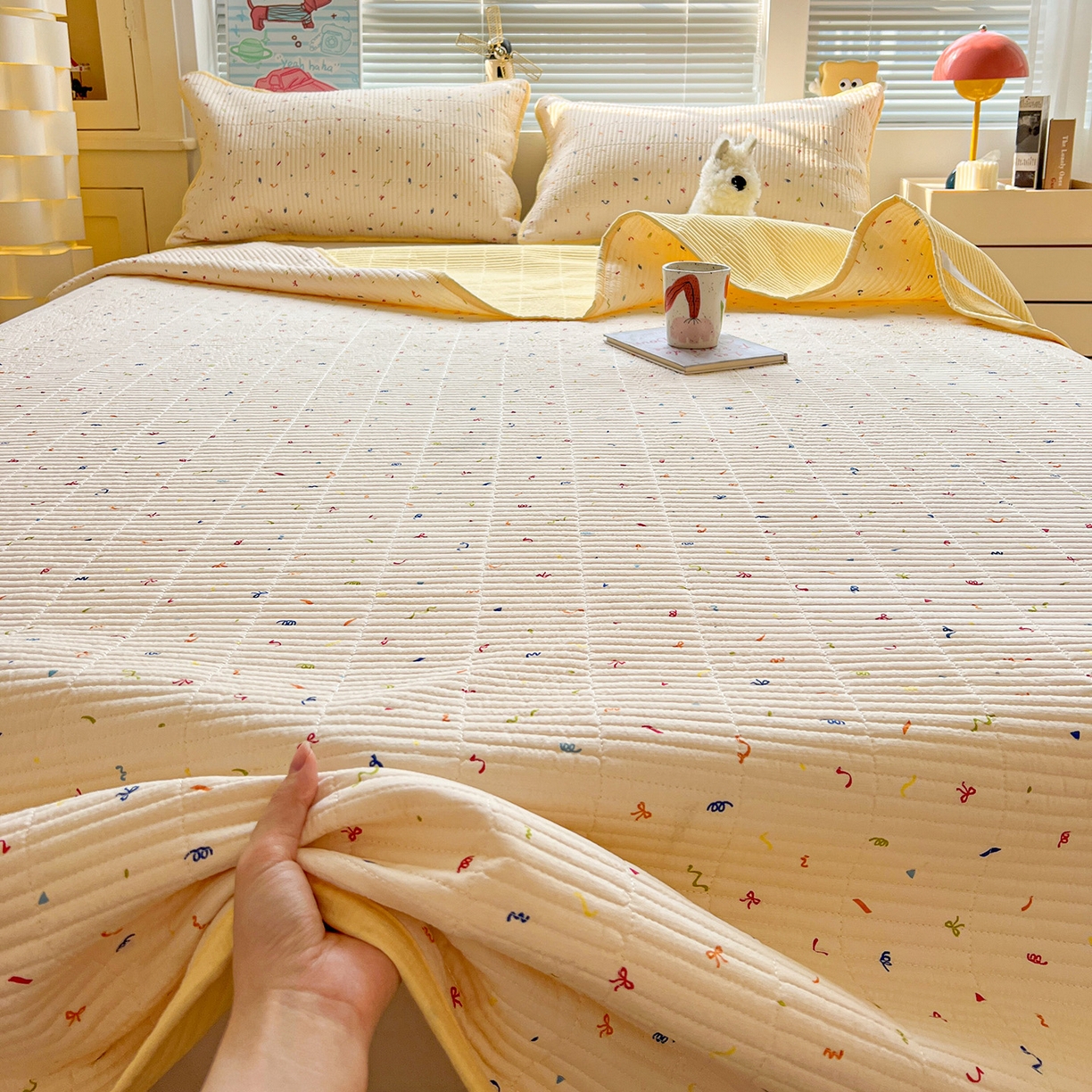 91家纺网 家纺一手货源 找家纺 优选 2025新款木棉双层纱ins少女心可爱加厚豆豆冬被四件套床盖三件套暖梦小红书推荐 音乐篇章