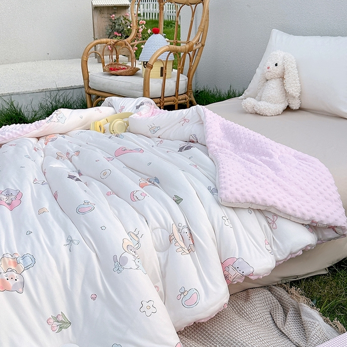 91家纺网 家纺一手货源 找家纺 小芽家居 2025新款A类豆豆被 甜梦小被-白