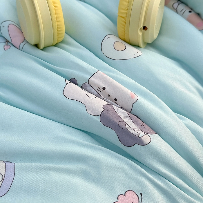 91家纺网 家纺一手货源 找家纺 小芽家居 2025新款A类豆豆被 甜梦小被-蓝