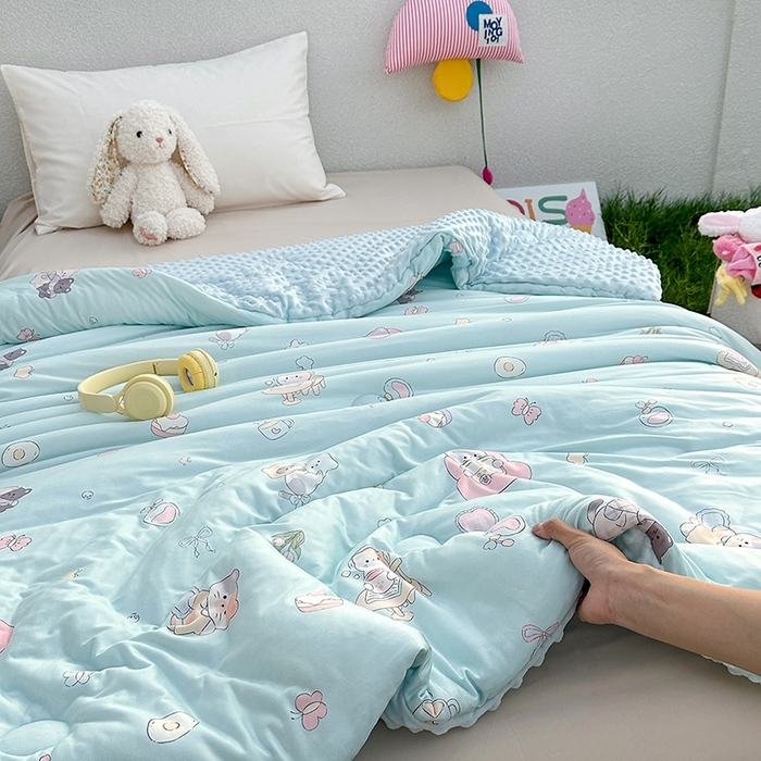 91家纺网 家纺一手货源 找家纺 小芽家居 2025新款A类豆豆被 甜梦小被-蓝