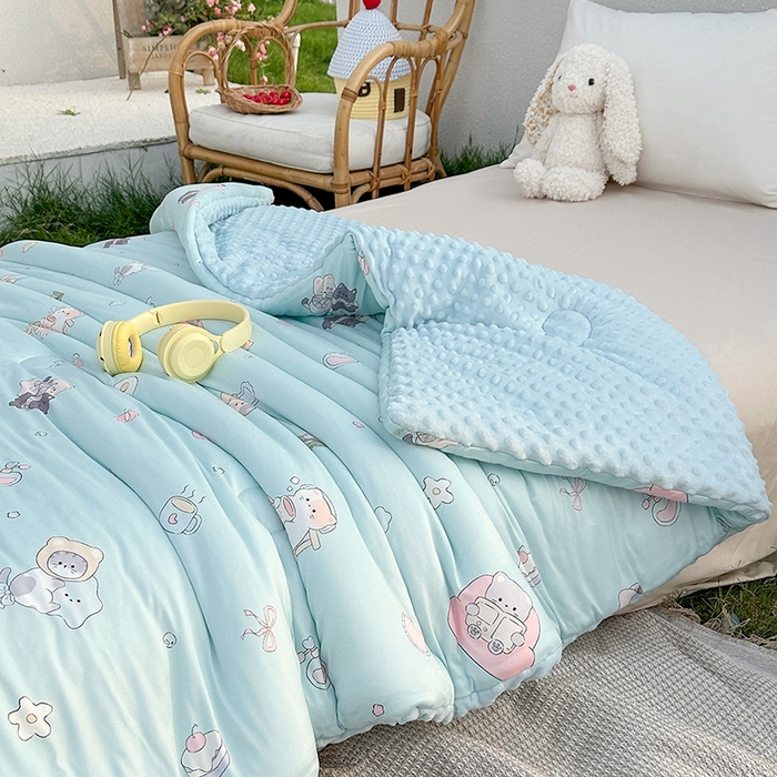 91家纺网 家纺一手货源 找家纺 小芽家居 2025新款A类豆豆被 甜梦小被-蓝