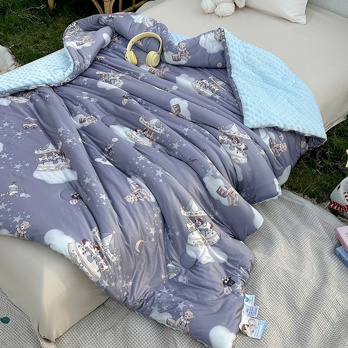 91家纺网 家纺一手货源 找家纺 小芽家居 2025新款A类豆豆被 星夜童话