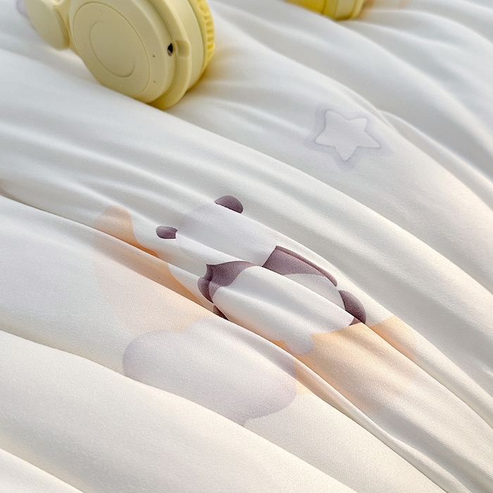 91家纺网 家纺一手货源 找家纺 小芽家居 2025新款A类豆豆被 熊猫乐园-白