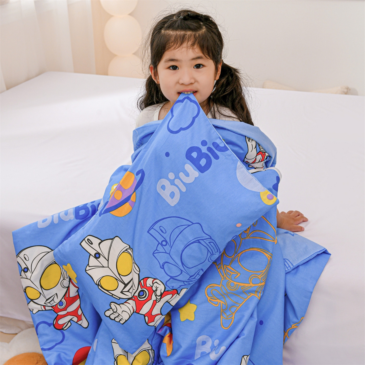 91家纺网 家纺一手货源 找家纺 名兮家居 2025新款正版授权全棉纯棉儿童护肚防踢睡袋 防踢被-光线王子