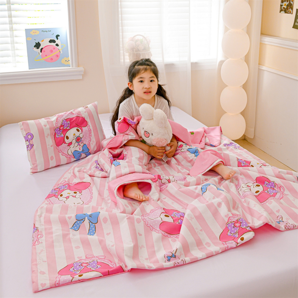 91家纺网 家纺一手货源 找家纺 名兮家居 2025新款正版授权全棉纯棉儿童护肚防踢睡袋 防踢被-竖条美乐蒂