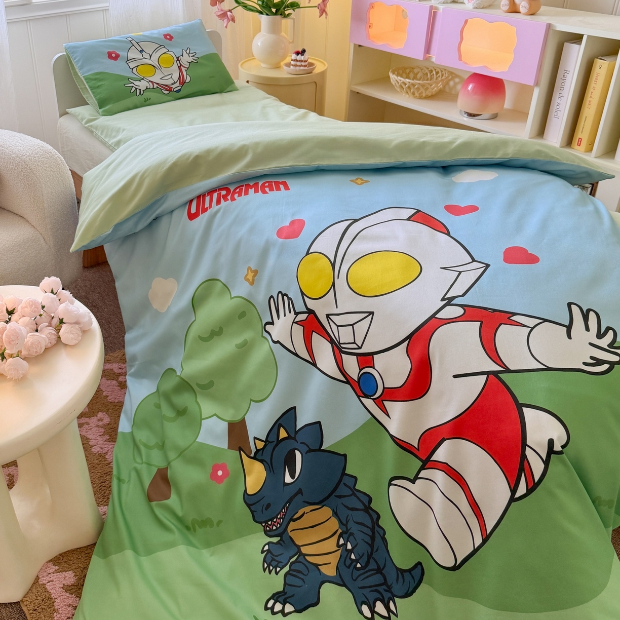 91家纺网 家纺一手货源 找家纺 名兮家居 2025新款全棉大版经典奥特曼幼儿园儿童套件【含防伪标】 奥特曼郊游