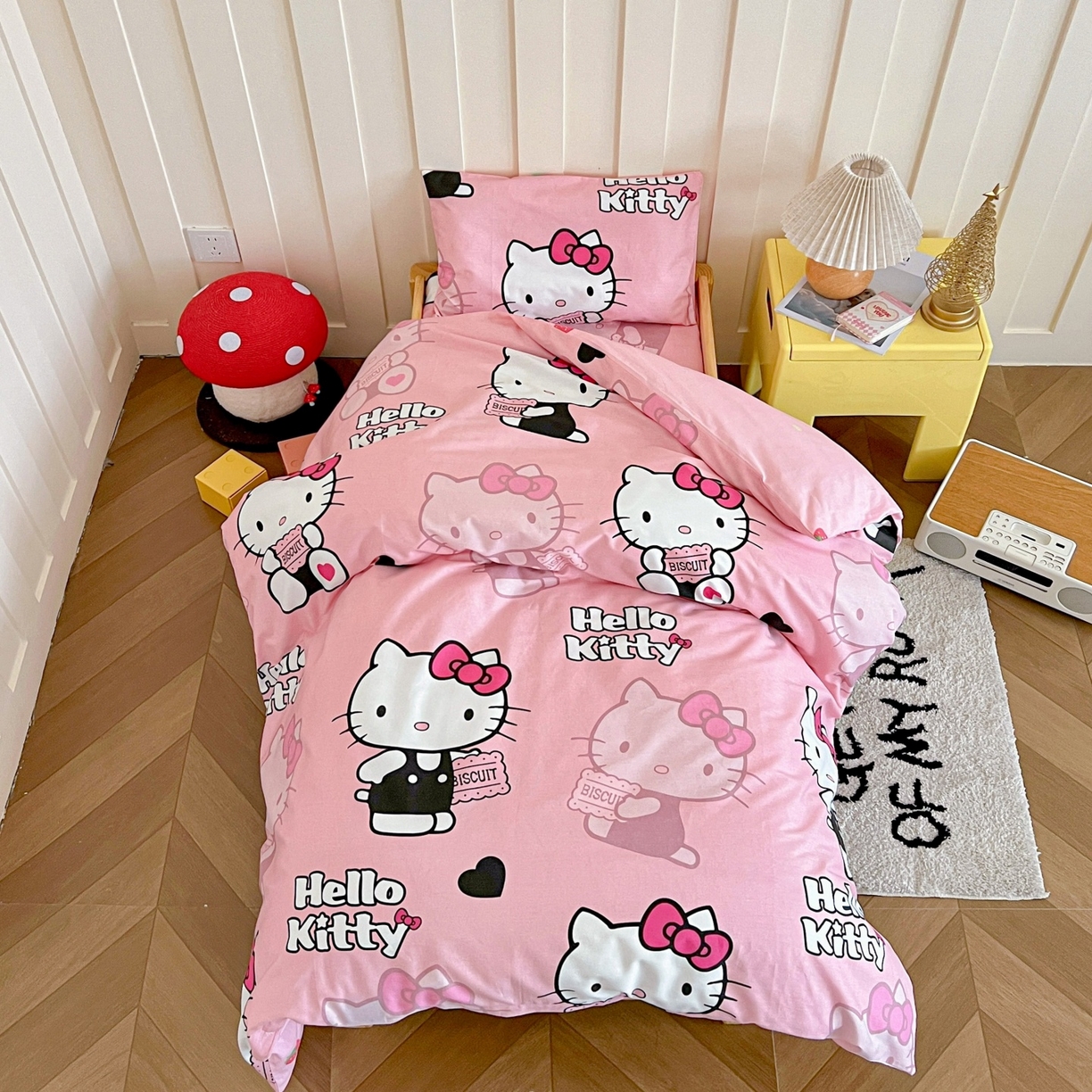 91家纺网 家纺一手货源 找家纺 名兮家居 2025新款全棉小版经典奥特曼-三丽鸥幼儿园儿童套件【含防伪标】 爱心kt