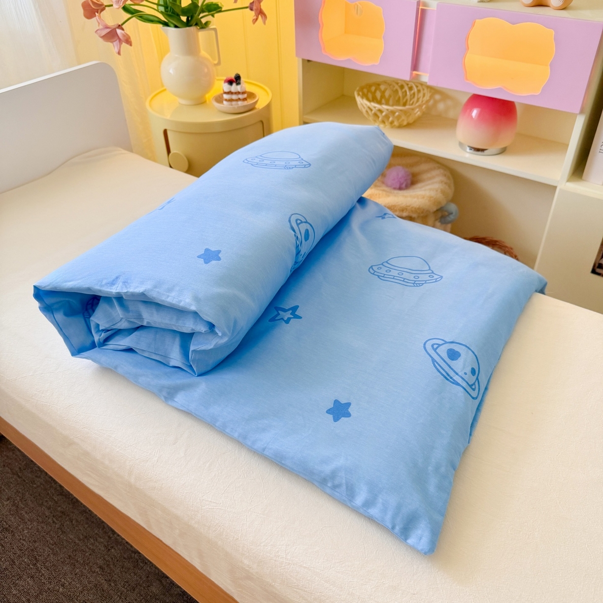 91家纺网 家纺一手货源 找家纺 名兮家居 2025新款全棉大版经典奥特曼幼儿园儿童套件【含防伪标】 瞌睡奥特曼