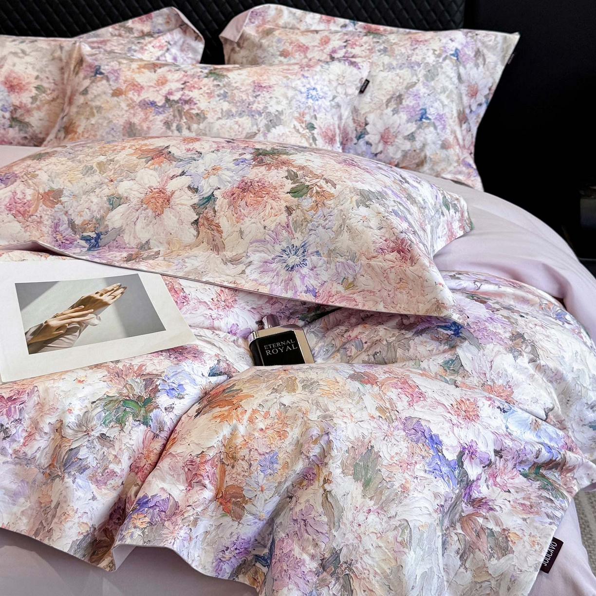 91家纺网 家纺一手货源 找家纺  2025秋冬新款轻奢新疆长绒棉纯棉磨毛加厚数码印花四件套花慕里 花慕里-紫