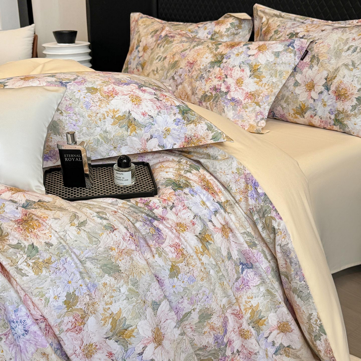 91家纺网 家纺一手货源 找家纺  2025秋冬新款轻奢新疆长绒棉纯棉磨毛加厚数码印花四件套花慕里 花慕里-黄