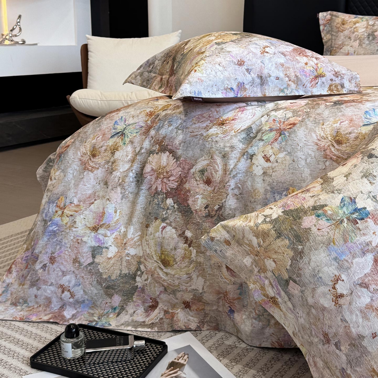 91家纺网 家纺一手货源 找家纺  2025秋冬新款轻奢新疆长绒棉纯棉磨毛加厚数码印花四件套花慕里 花慕里-米